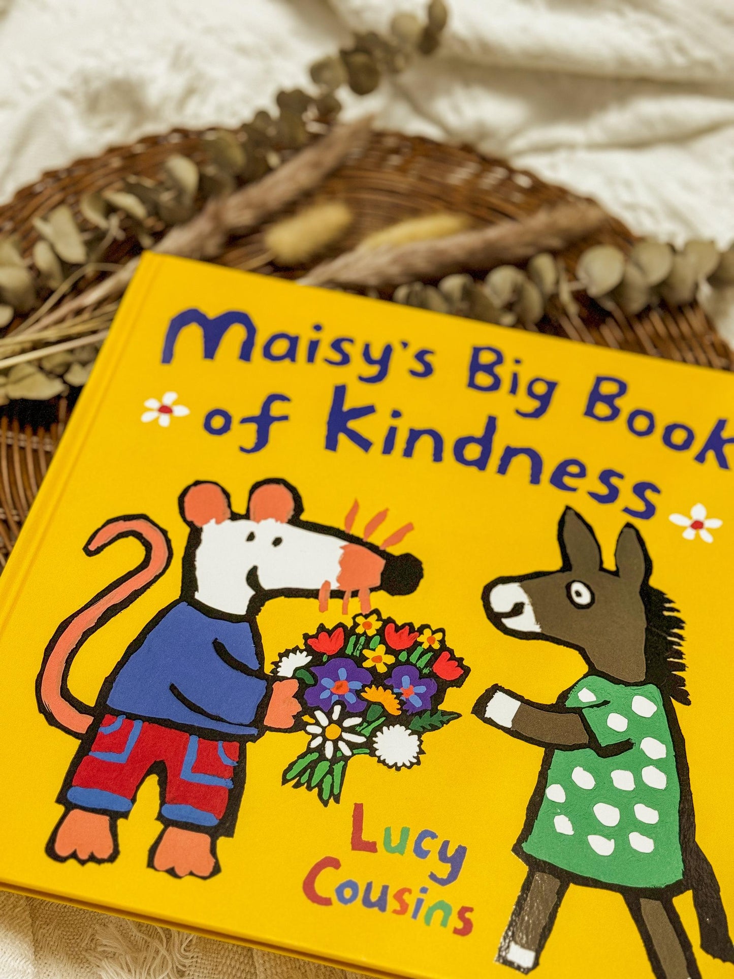 Maisy's Big Book of Kindness